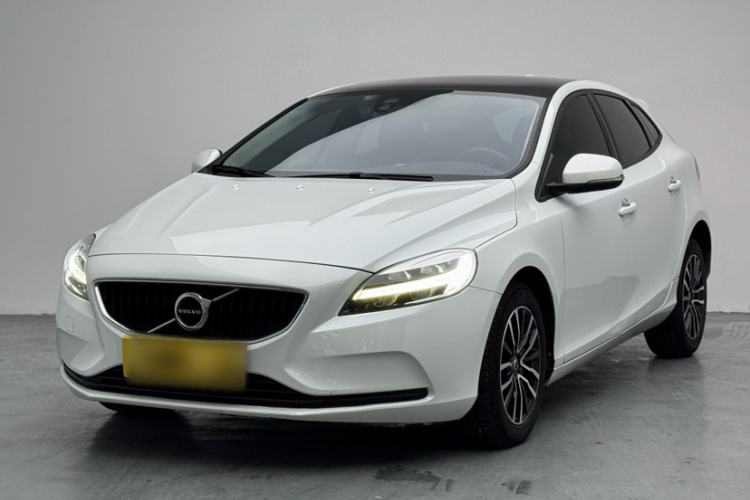 Used Volvo V40 2017 T3 Zhiyi Edition