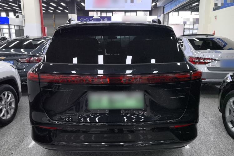 Used XPeng G9 2025 680 Ultra-Long Range All-Wheel Drive Max Exterior 4