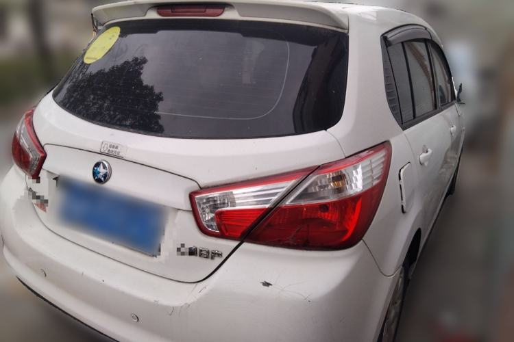 Used Venucia R50 2016 1.6L Automatic Elite Edition