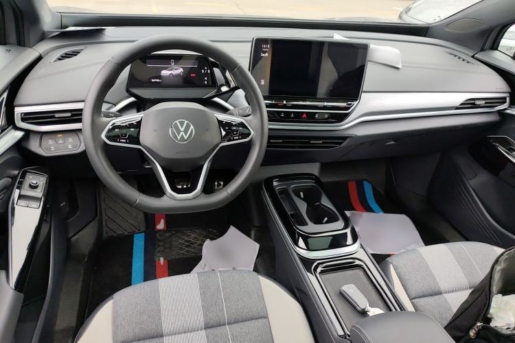 Used Volkswagen ID.4 CROZZ 2024 PURE+ model
