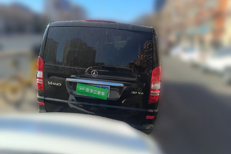 Used Mercedes-Benz Viano 2013 3.0L Comfort Edition Rear