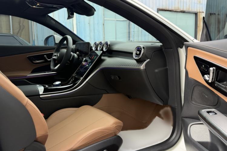 Used Mercedes-Benz CLE 2025 CLE 260 Coupe Interior 1