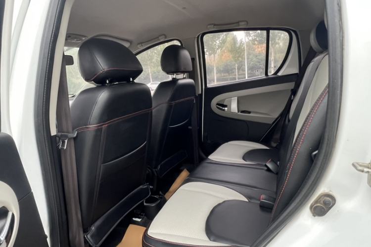 Used Geely Auto Panda Classic 2015 1.5L Automatic Cool & Fun Edition
