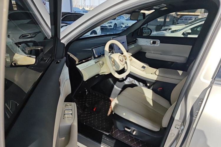 Used Wuling Xingguang S 2024 130 km Flagship Version