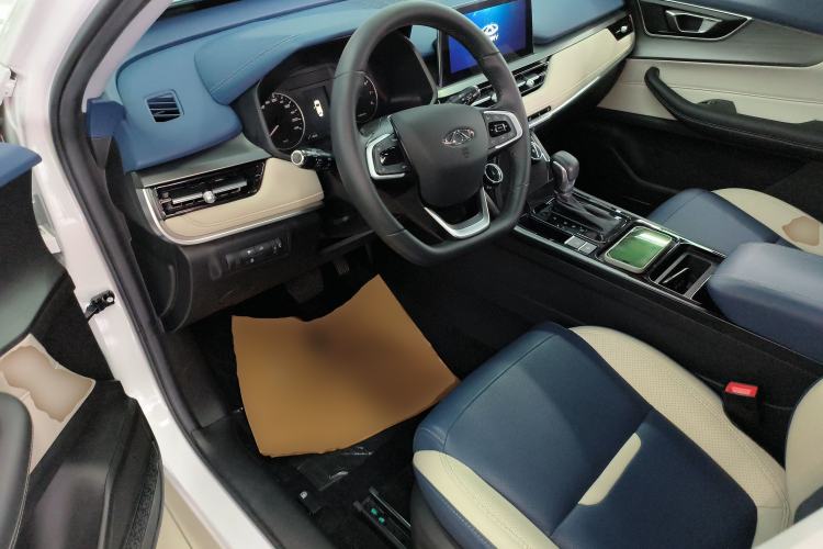 Used Chery Tiggo 5x 2023 1.5L CVT Fashion Edition Driver Seat