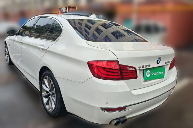 Used BMW 5 Series 2013 525Li Leading Model
