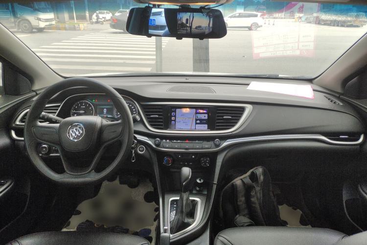 Used Buick GT 2021 1.3T Automatic Mild Hybrid Elite Version Center Console