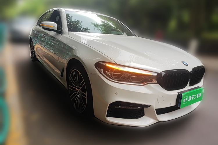 Used BMW 5 Series 2018 Restyled 530Li Luxury Edition M Sport Package Front Right 45 Deg