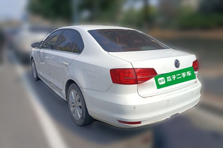 Used Volkswagen Sagitar 2015 1.6L Automatic Comfort Model
