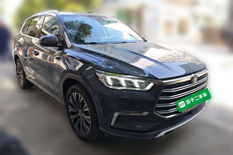 Used BYD Song Pro New Energy 2019 DM 1.5T Four-Wheel Drive Performance Edition Flagship Model Front Right 45 Deg