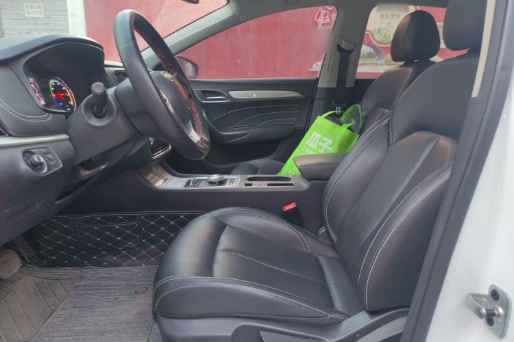 Used Roewe i6 New Energy 2019 PLUS 50T 4G Connected Glory Luxury Edition
