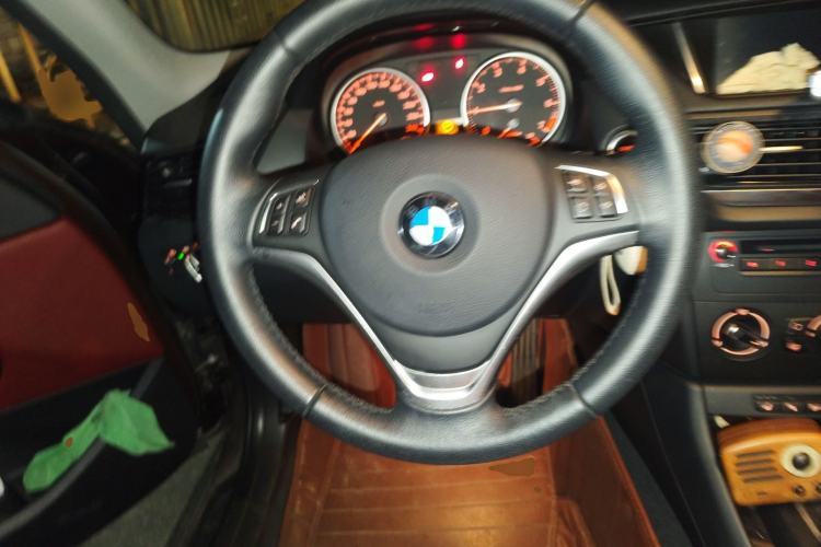 Used BMW X1 2015 sDrive18i Fashion Upgrade Edition