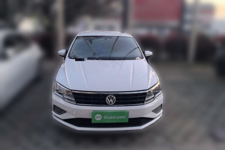 Used Volkswagen Jetta 2017 1.4L Manual Fashion Edition
