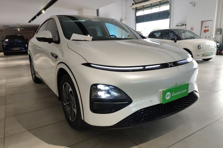 Used XPeng G6 2023 580 Long-Range Pro Front Right 45 Deg