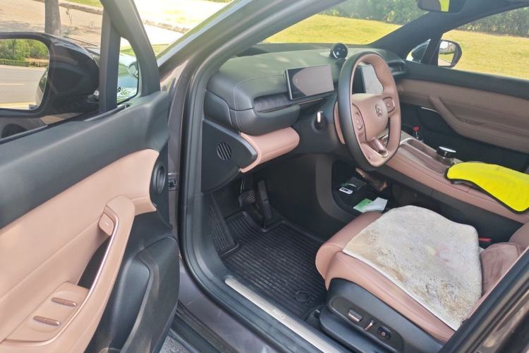 Used Nio ES6 2024 75 kWh
