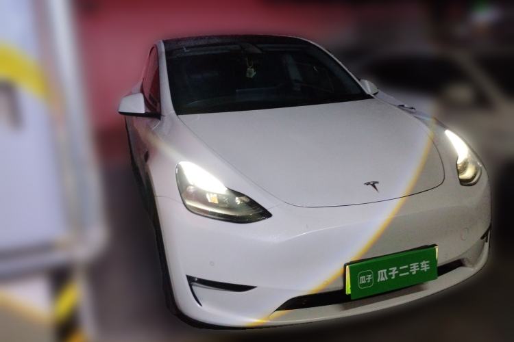 Used Tesla Model Y 2021 Long-Range All-Wheel-Drive Version 3D7
