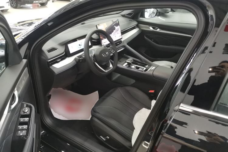 Used Geely Auto Preface 2026 Model Oriental Yao 1.5TD Fuyao Edition Driver Seat