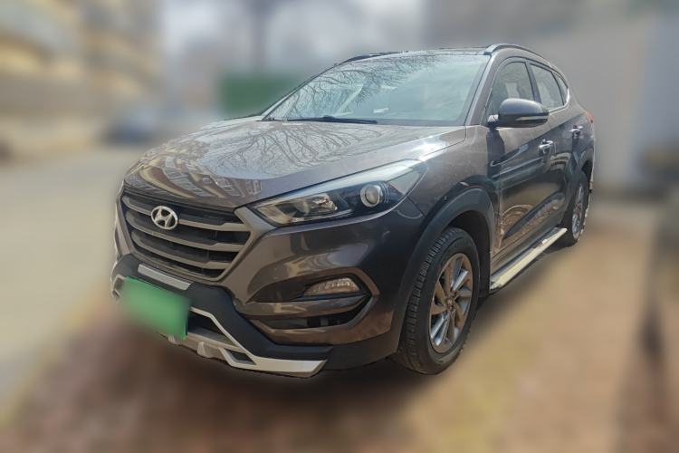 Used Hyundai Tucson 2015 2.0L Automatic Two-Wheel Drive Smart Version