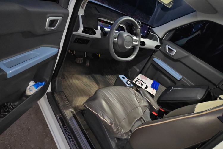 Used Geely Galaxy Panda 2023 Panda Mini 120km Asian Games Edition
