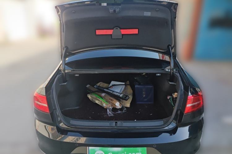 Used Volkswagen Magotan 2018 Facelift 330TSI DSG Luxury Model Trunk