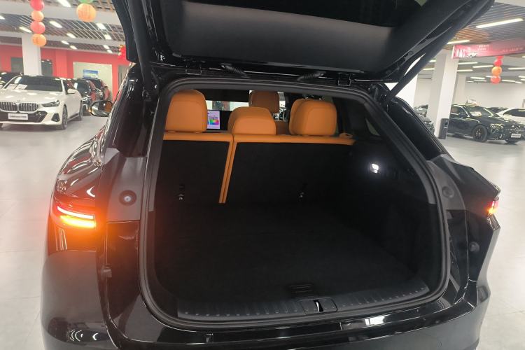 Used Li Auto Li Auto i6 2025 Model Four-Wheel-Drive Standard Type
