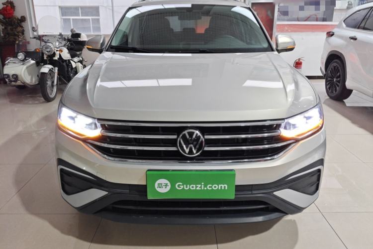 Used Volkswagen Tiguan L 2023 330TSI Automatic Two-Wheel Drive Smart Edition
