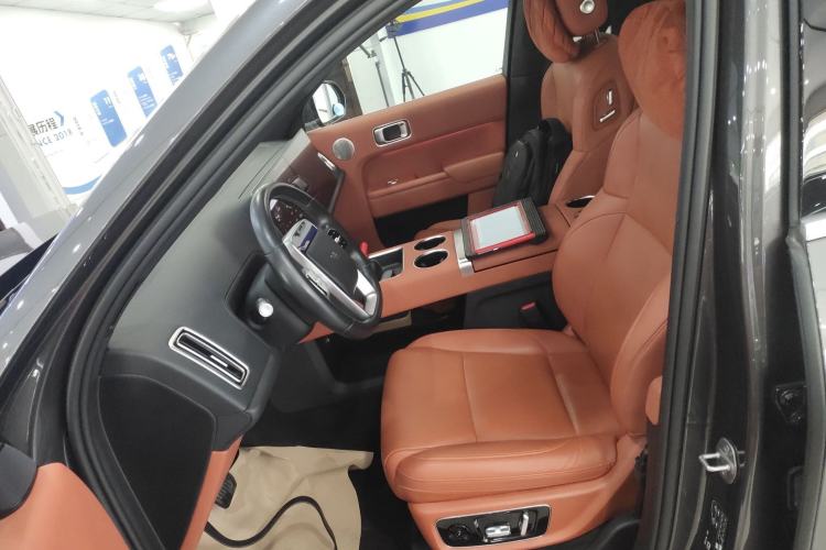 Used Li Auto L9 2022 Max model