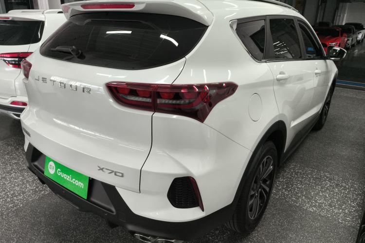 Used JETOUR X70 2025 1.5T DCT Zhenxiang Edition 5 Seats