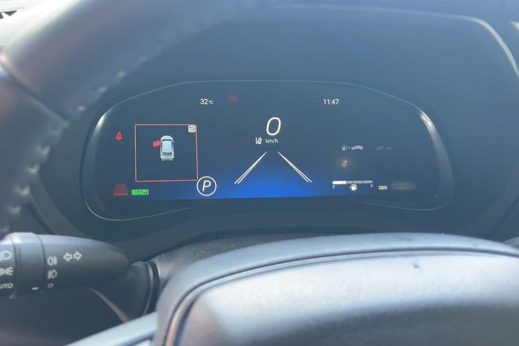 Used Toyota Venza 2023 2.5L Smart Electric Hybrid Dual-Drive Prestige Version