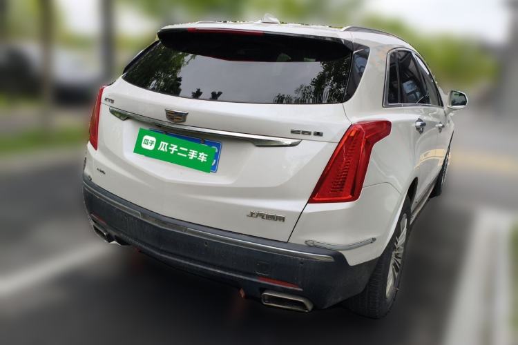 Used Cadillac XT5 2018 28T Four-Wheel Drive Luxury Model Rear Right 45 Deg