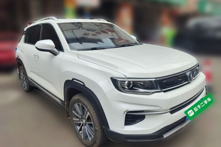 Used CHANGAN CS35PLUS 2018 1.6L Manual Changlian Edition China V Standard Front Right 45 Deg