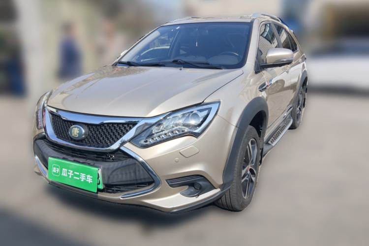 Used BYD Tang New Energy 2015 2.0T Four-Wheel-Drive Flagship Model