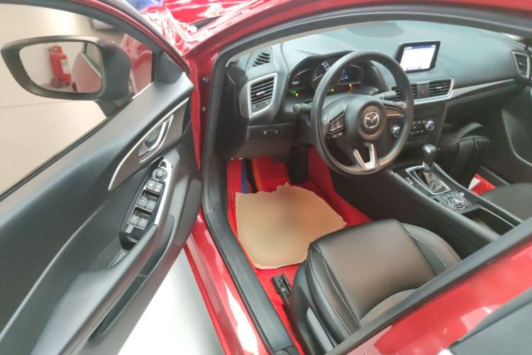 Used Mazda Mazda 3 Axela 2017 Sedan 1.5L Automatic Luxury Model Emission Standard China V
