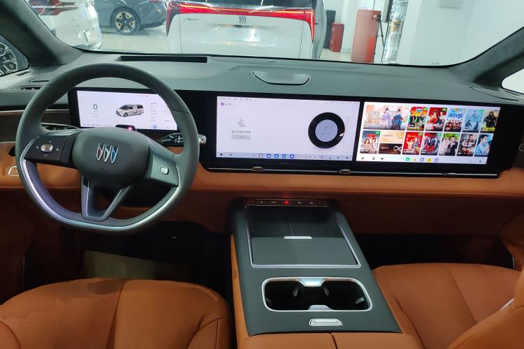 Used Buick Envision Family 2026 Luxury Edition Center Console