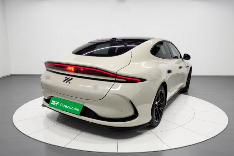 Used IM L6 2025 Pro Max model Rear Right 45 Deg