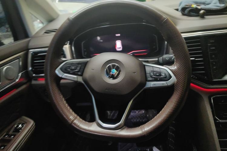 Used Volkswagen Viloran 2020 380TSI Prestige Edition