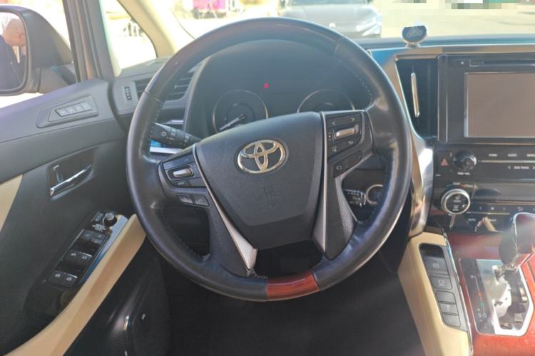 Used Toyota Alphard 2015 3.5L Luxury Edition Steering Wheel