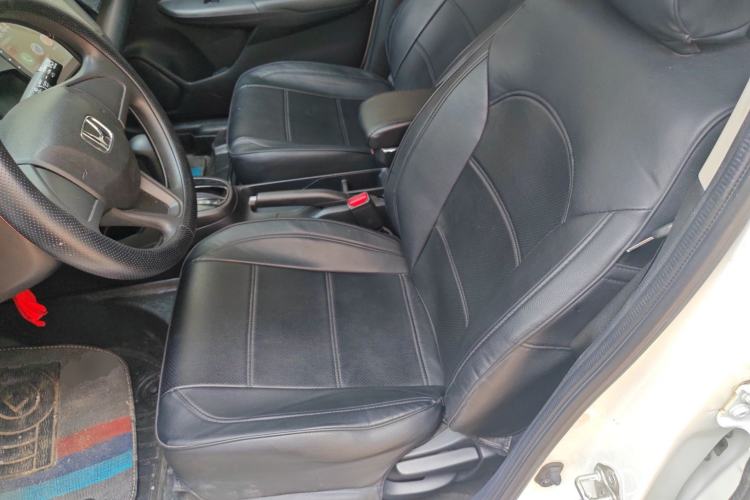 Used Honda Fit 2014 1.5L LX CVT Comfort Model Left Front Seat