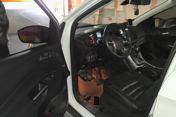 Used Ford Kuga 2015 2.0L GTDi Four-Wheel Drive Elite Model
