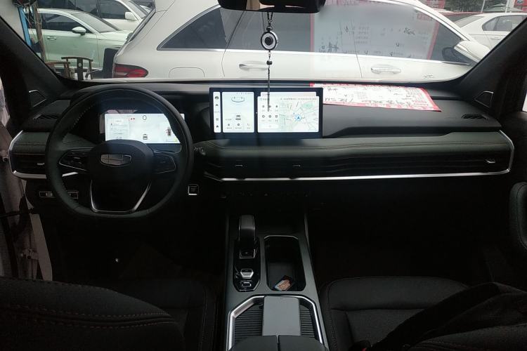 Used Geely Auto Haoyue L 2023 2.0T DCT Prestige Edition
