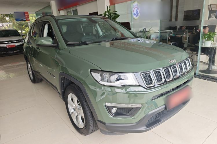 Used Jeep Compass 2017 200T Automatic Family Edition
