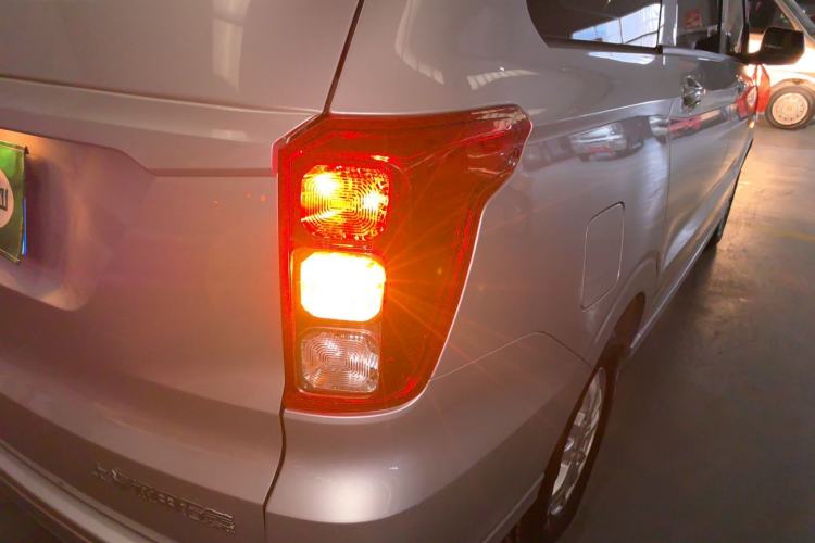 Used Wuling Hongguang 2021 1.5L Revised S Standard Version Hydraulic-Power-Assisted LAR