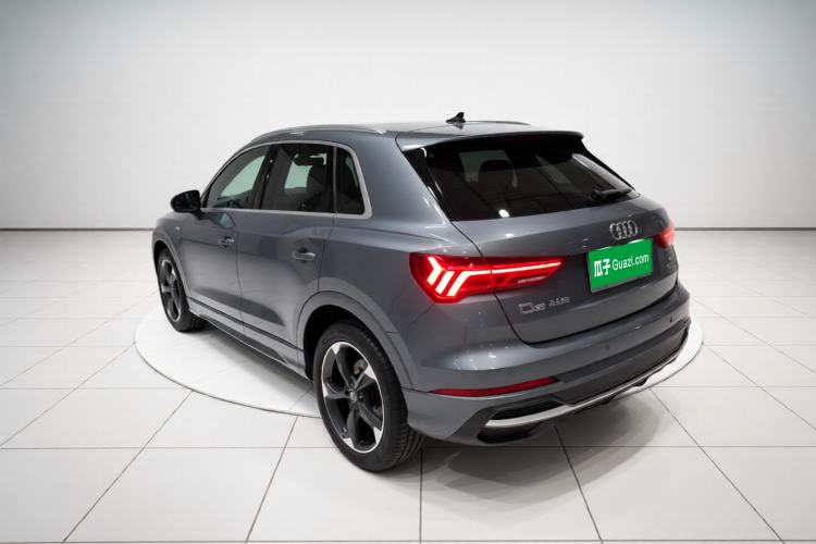 Used Audi Q3 2022 35 TFSI Fashion Dynamic Model
