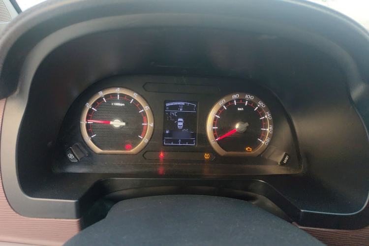 Used FORTHING Lingzhi 2019 Facelifted M5L 1.6L 7-Seater Base Model China VI Standard