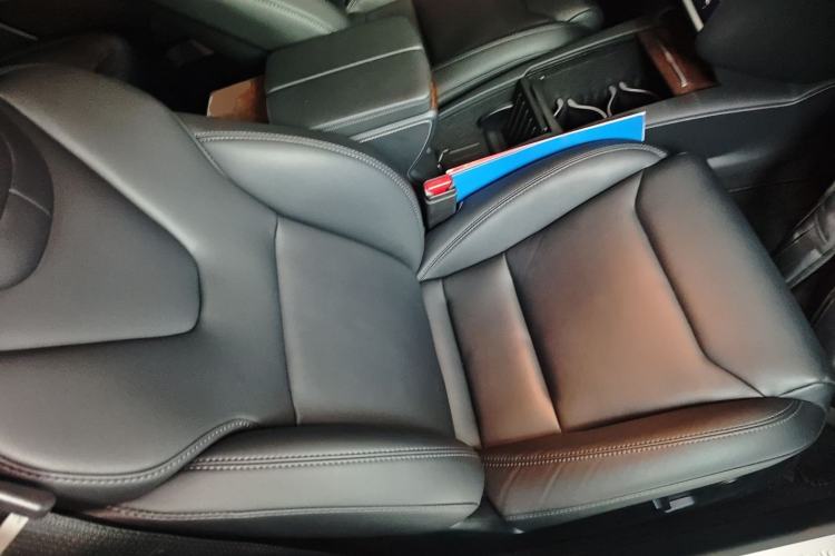 Used Tesla Model S 2019 Long-Range Version
