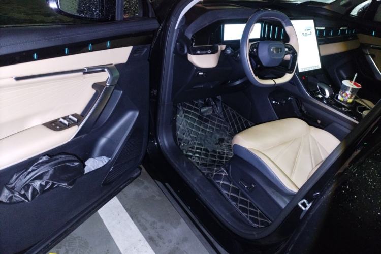 Used Geely Auto FX11 2023 1.5TD DCT Prestige Edition