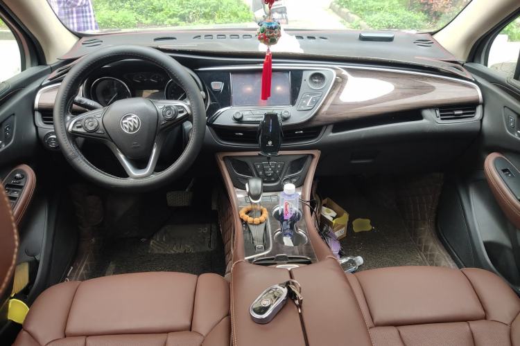 Used Buick Envision 2017 28T Four-Wheel Drive Luxury Model Center Console