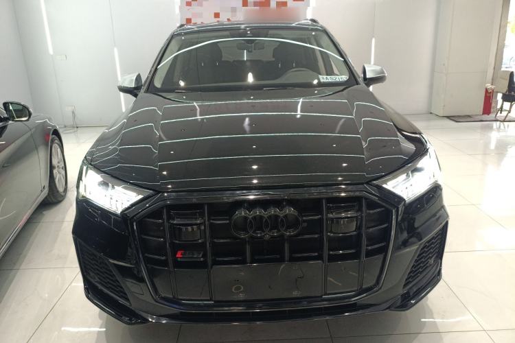 Used Audi Q7 2021 55 TFSI quattro S line Sport model
