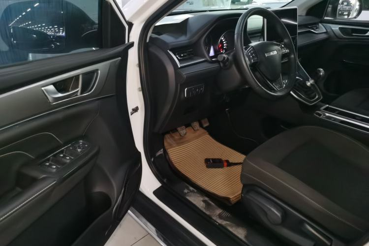 Used Haval M6 2021 PLUS 1.5T Manual Elite Smart Connectivity Model
