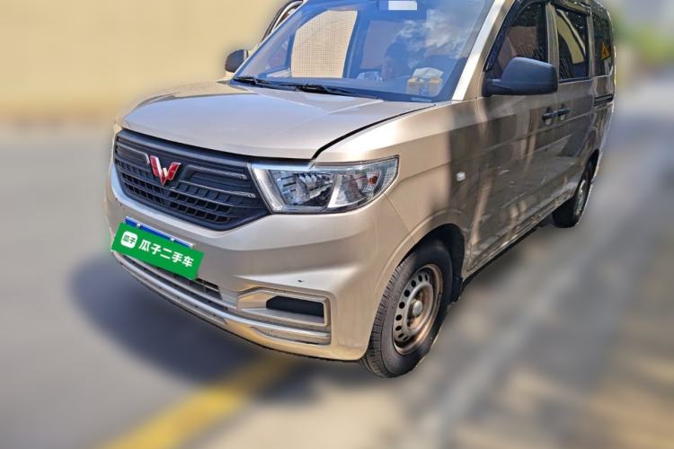 Used Wuling Hongguang V 2022 1.5L Jingqu Edition Electric-Assist LAR